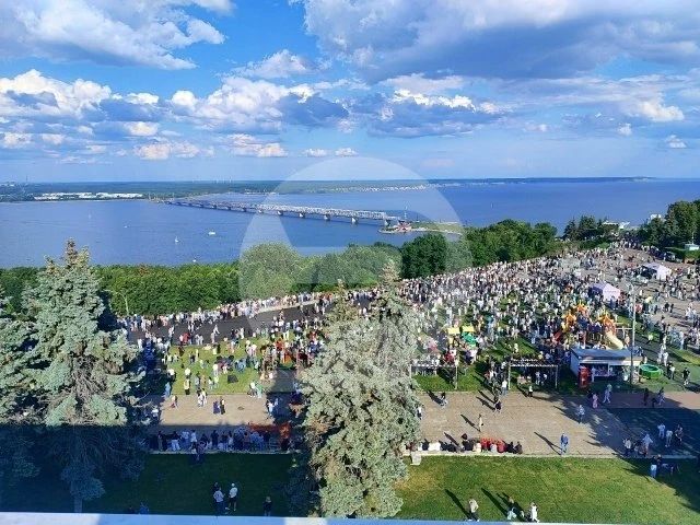 А вот такое количество ульяновцев сегодня собралось на смотровой площадке А вот такое количество ульяновцев сегодня собралось на смотровой площадке