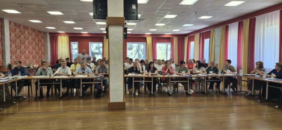 Занятие продолжилось практиками по подсчету УИК голосов избирателей, составлению протокола об итогах голосования, а также по приему ТИК документов от УИК и установлению итогов голосования Занятие продолжилось практиками по подсчету УИК голосов избирателей, составлению протокола об итогах голосования, а также по приему ТИК документов от УИК и установлению итогов голосования