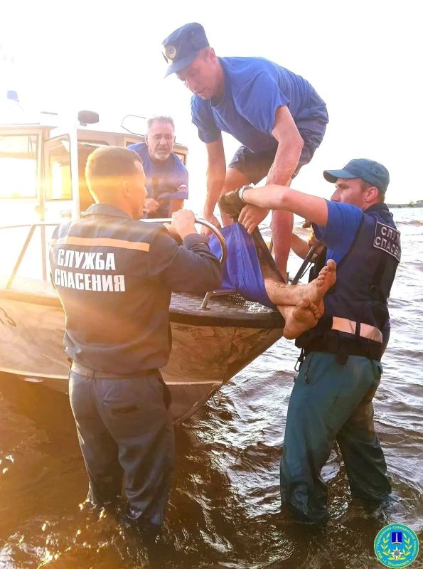 15-летнего подростка вытащили из песчаного завала на обрыве Волги 15-летнего подростка вытащили из песчаного завала на обрыве Волги