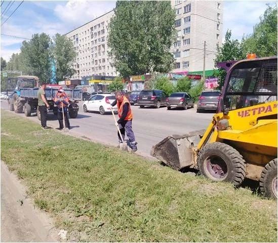 В Ульяновске продолжается ремонт дворов по губернаторской программе «Мой двор» В Ульяновске продолжается ремонт дворов по губернаторской программе «Мой двор»