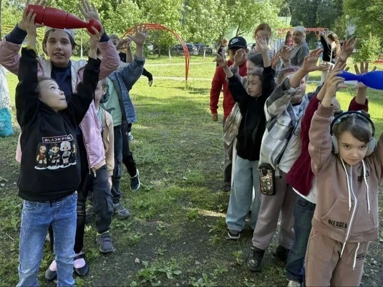 Почти 15,5 тысяч ульяновских детей и подростков приняли участие в первой смене летних оздоровительных программ и проектов Почти 15,5 тысяч ульяновских детей и подростков приняли участие в первой смене летних оздоровительных программ и проектов