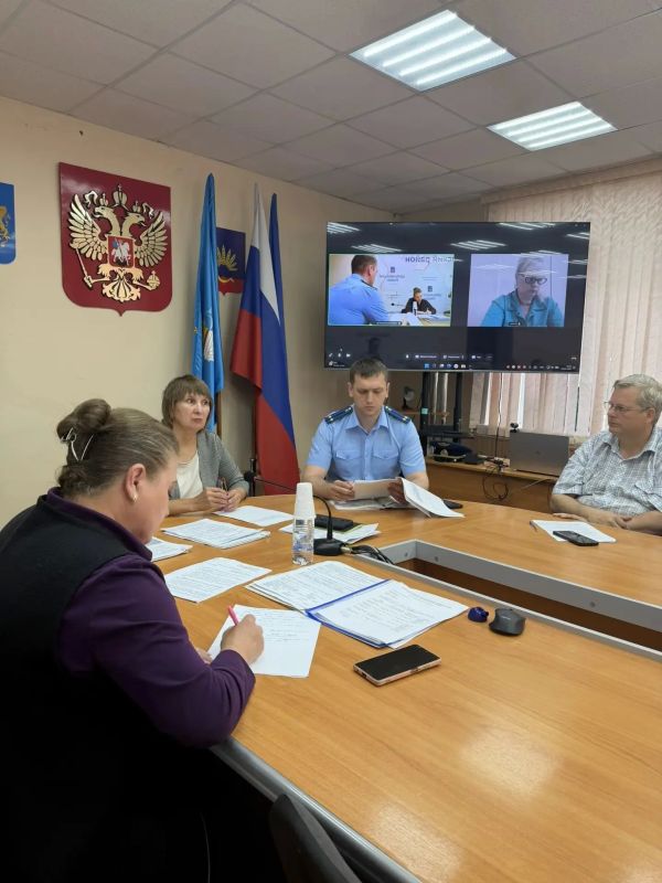 Прокурор Цильнинского района Нагорный В.А. принял участие в заседании комиссии по делам несовершеннолетних и защите их прав администрации муниципального образования «Цильнинский район» Прокурор Цильнинского района Нагорный В.А. принял участие в заседании комиссии по делам несовершеннолетних и защите их прав администрации муниципального образования «Цильнинский район»