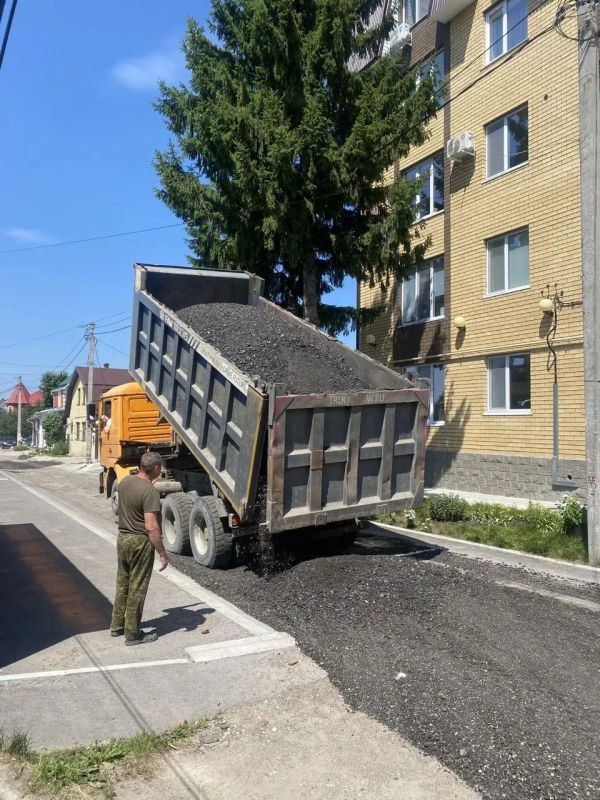 В течение суток на содержании и благоустройстве Ульяновска задействовали 115 единиц спецтехники и 150 рабочих В течение суток на содержании и благоустройстве Ульяновска задействовали 115 единиц спецтехники и 150 рабочих