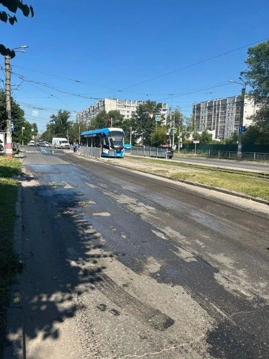 Участок улицы Инзенской от Локомотивной до проспекта Гая начали ремонтировать в Ульяновске Участок улицы Инзенской от Локомотивной до проспекта Гая начали ремонтировать в Ульяновске