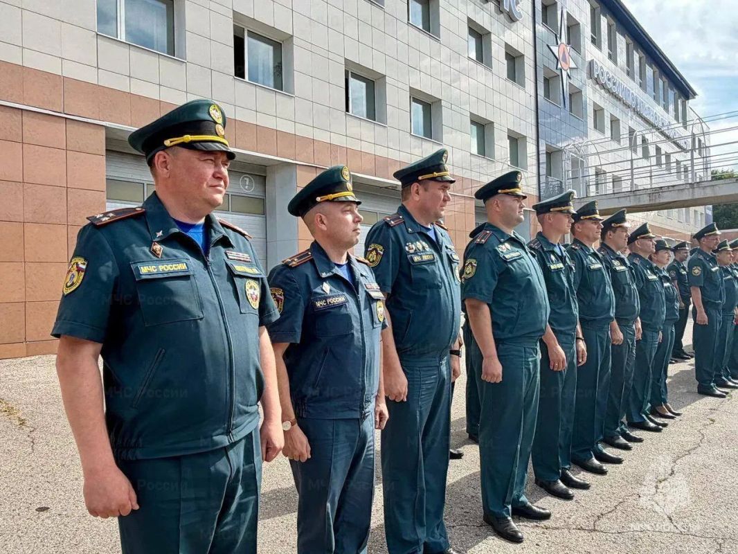 Сотрудники ведомства отмечены наградами Сотрудники ведомства отмечены наградами