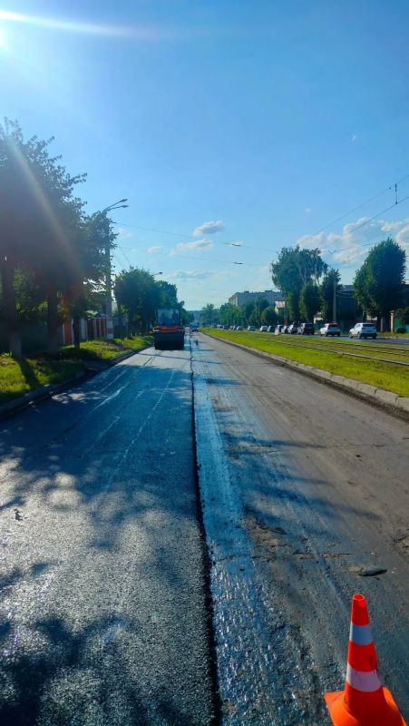 Александр Болдакин: Подрядчики начали укладывать выравнивающий слой асфальтового покрытия на улице Инзенской Александр Болдакин: Подрядчики начали укладывать выравнивающий слой асфальтового покрытия на улице Инзенской