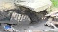 Рухнул балкон, подвал затоплен