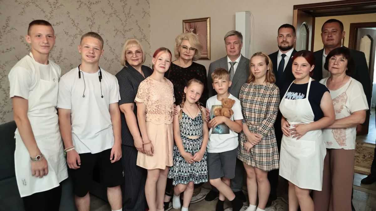 Председатель Комитета Государственной Думы Нина Останина высоко оценила организацию детского отдыха в Ульяновской области Председатель Комитета Государственной Думы Нина Останина высоко оценила организацию детского отдыха в Ульяновской области