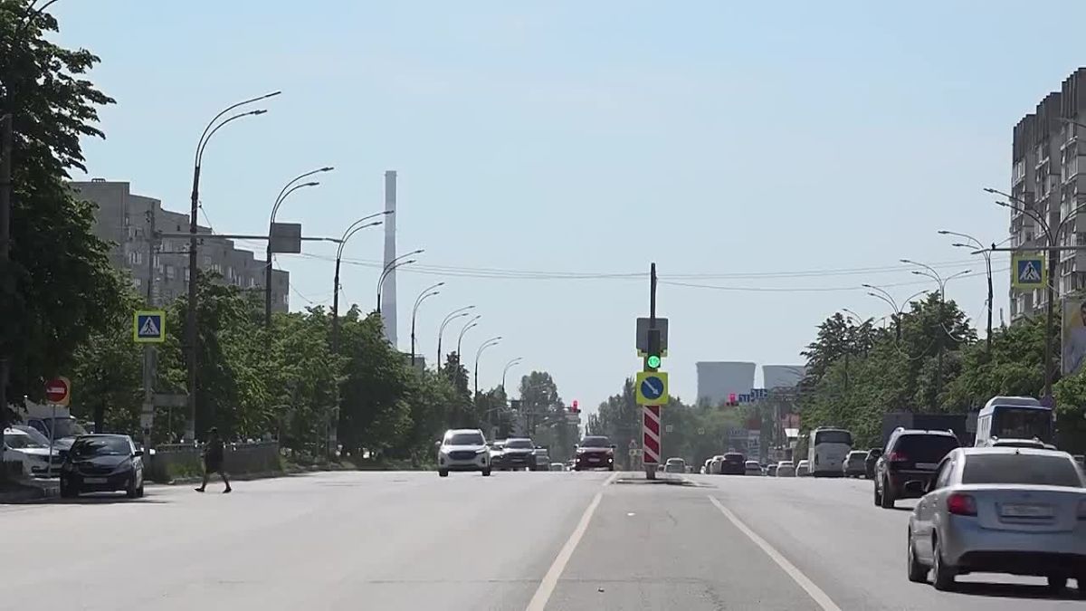 В 93-м выпуске программы «Полиция 73» сразу несколько важных новостей, и первая из них — министр внутренних дел Российской Федерации представил личному составу новых руководителей четырёх территориальных органов МВД России...