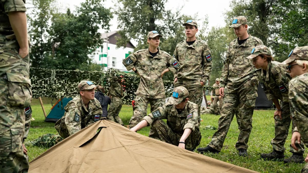 Ульяновские школьники и студенты одержали первые победы в состязаниях на окружном этапе Всероссийской военно-патриотической игры «Зарница 2.0» Ульяновские школьники и студенты одержали первые победы в состязаниях на окружном этапе Всероссийской военно-патриотической игры «Зарница 2.0»