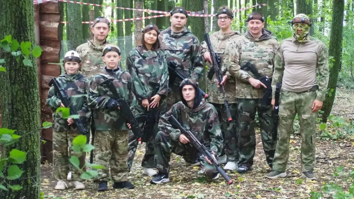 В Ульяновске прошел турнир по лазертагу среди сотрудников следственного управления и членов их семей, посвященный Дню сотрудника органов следствия Российской Федерации В Ульяновске прошел турнир по лазертагу среди сотрудников следственного управления и членов их семей, посвященный Дню сотрудника органов следствия Российской Федерации