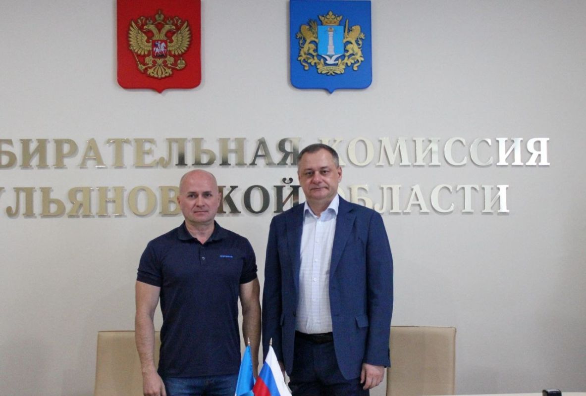 22 июля 2026 года в Избирательную комиссию Ульяновской области представил документы на регистрацию кандидат по одномандатному избирательному округу на выборах депутатов Государственной Думы Федерального Собрания Российской... 22 июля 2026 года в Избирательную комиссию Ульяновской области представил документы на регистрацию кандидат по одномандатному избирательному округу на выборах депутатов Государственной Думы Федерального Собрания Российской...