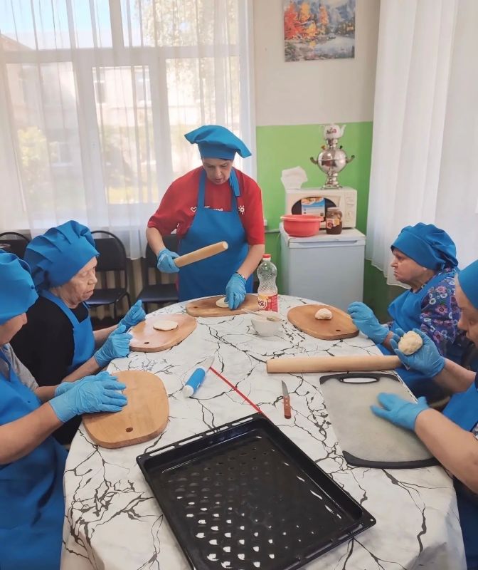 В «Добром доме «Дубрава» прошли мероприятия с участием волонтеров объединения «Добрые сердца» В «Добром доме «Дубрава» прошли мероприятия с участием волонтеров объединения «Добрые сердца»