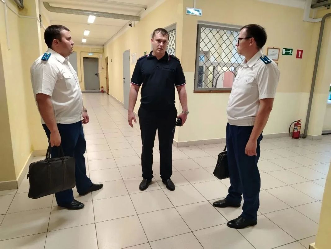 Прокуратура Ульяновской области проводит проверку деятельности Центра временного содержания иностранных граждан Прокуратура Ульяновской области проводит проверку деятельности Центра временного содержания иностранных граждан