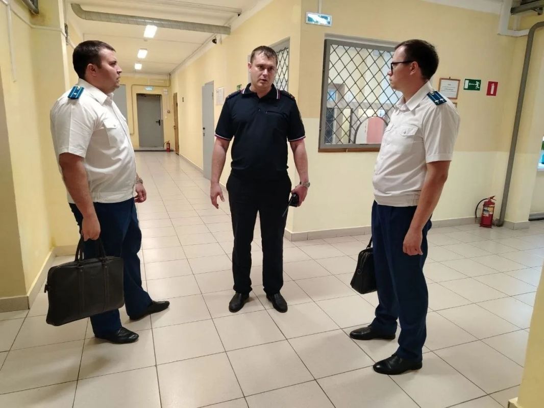 Прокуратура Ульяновской области проводит проверку деятельности Центра временного содержания иностранных граждан Прокуратура Ульяновской области проводит проверку деятельности Центра временного содержания иностранных граждан