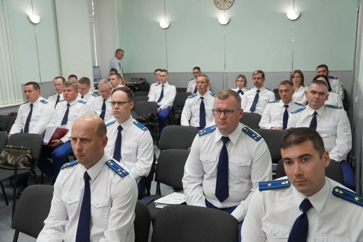 В прокуратуре Ульяновской области подведены итоги работы за первое полугодие 2026 года В прокуратуре Ульяновской области подведены итоги работы за первое полугодие 2026 года