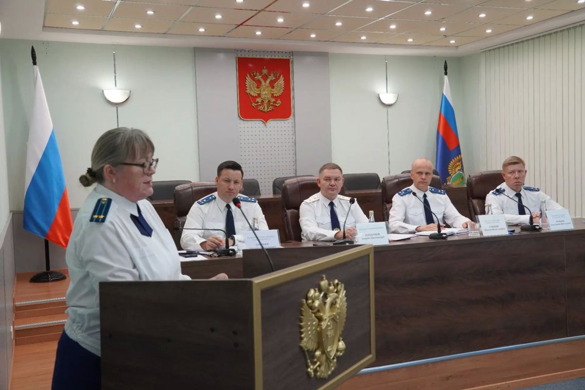 В прокуратуре Ульяновской области подведены итоги работы за первое полугодие 2026 года В прокуратуре Ульяновской области подведены итоги работы за первое полугодие 2026 года