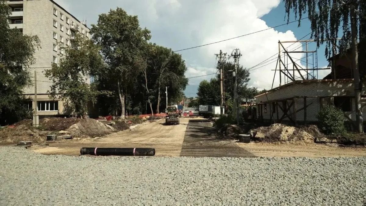Губернатор Алексей Русских совместно с Министром транспорта Евгением Лазаревым осмотрели завершение строительных работ на мосту в створе улиц Шевченко-Смычки в городе Ульяновске Губернатор Алексей Русских совместно с Министром транспорта Евгением Лазаревым осмотрели завершение строительных работ на мосту в створе улиц Шевченко-Смычки в городе Ульяновске