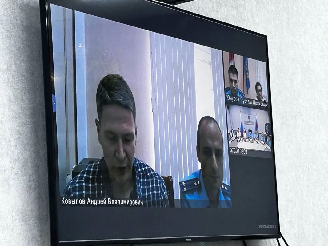 Сегодня, 4 августа 2026 года, первый заместитель прокурора Ульяновской области Михаил Гриньке совместно с Уполномоченным по защите прав предпринимателей в Ульяновской области Екатериной Толчиной и руководителем Бюро по... Сегодня, 4 августа 2026 года, первый заместитель прокурора Ульяновской области Михаил Гриньке совместно с Уполномоченным по защите прав предпринимателей в Ульяновской области Екатериной Толчиной и руководителем Бюро по...