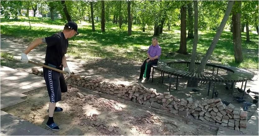 Ульяновские дорожники завершают асфальтирование подъездов к СНТ «Свияга» Ульяновские дорожники завершают асфальтирование подъездов к СНТ «Свияга»