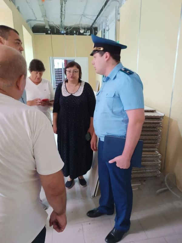 Прокуратура Ульяновского района проводит проверку исполнения законодательства о контрактной системе в сфере закупок товаров, работ, услуг для обеспечения государственных и муниципальных нужд Прокуратура Ульяновского района проводит проверку исполнения законодательства о контрактной системе в сфере закупок товаров, работ, услуг для обеспечения государственных и муниципальных нужд