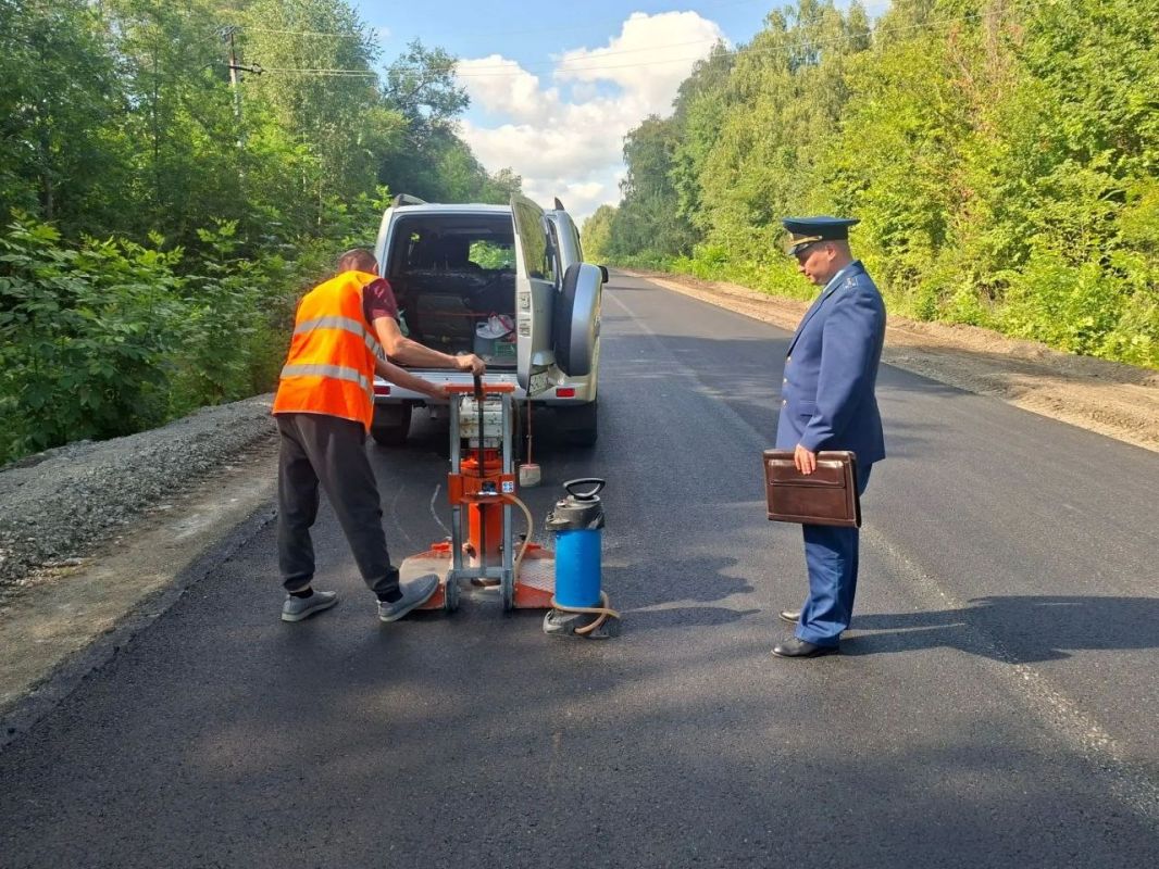 Прокуратура Барышского района проводит проверку исполнения законодательства о безопасности дорожного движения Прокуратура Барышского района проводит проверку исполнения законодательства о безопасности дорожного движения