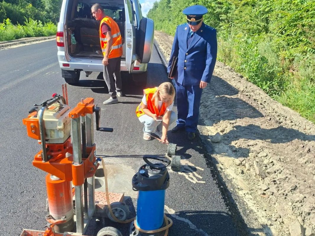 Прокуратура Барышского района проводит проверку исполнения законодательства о безопасности дорожного движения Прокуратура Барышского района проводит проверку исполнения законодательства о безопасности дорожного движения