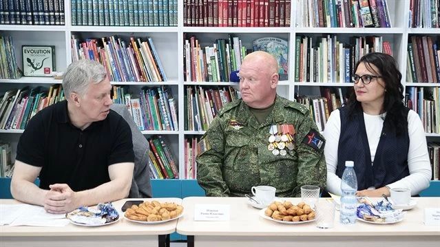 Дороги, СВО, спорт. Глава региона работал в Чердаклинском районе