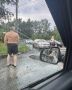 В Ульяновске ураганный ветер повалил деревья на дороги, сорвал крыши в нескольких местах и парализовал трамвайное движение