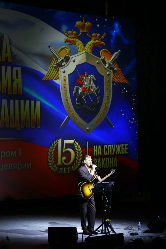 В следственном управлении СК России по Ульяновской области состоялись торжественные мероприятия, приуроченные к празднованию Дня сотрудника органов следствия Российской Федерации В следственном управлении СК России по Ульяновской области состоялись торжественные мероприятия, приуроченные к празднованию Дня сотрудника органов следствия Российской Федерации