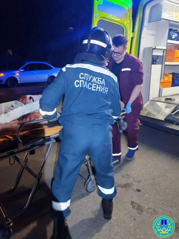 Ульяновские спасатели помогли ликвидировать последствия аварии Ульяновские спасатели помогли ликвидировать последствия аварии