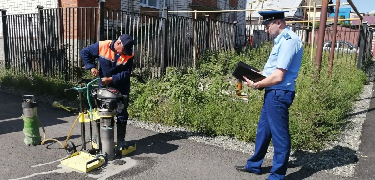 Прокуратура Сурского района проводит проверку исполнения законодательства о безопасности дорожного движения Прокуратура Сурского района проводит проверку исполнения законодательства о безопасности дорожного движения