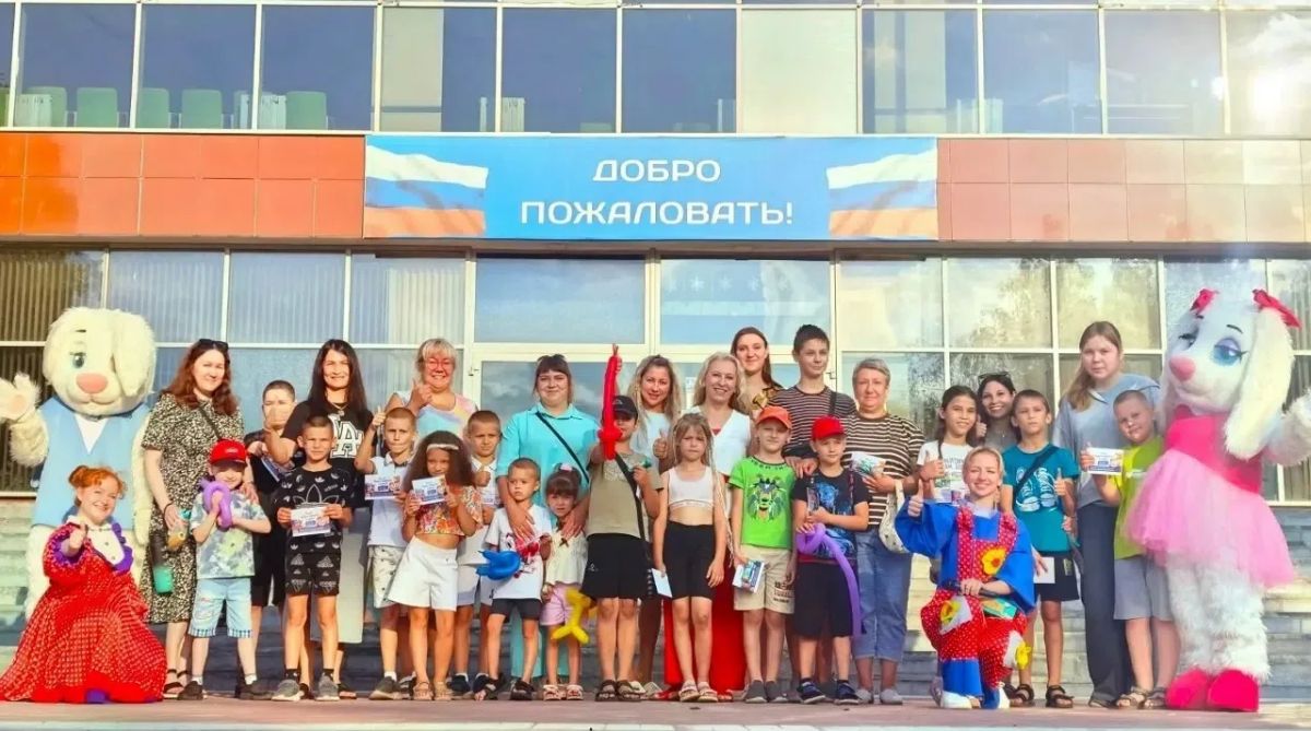 Парламентарии Ульяновской Городской Думы продолжают участвовать в акции «Помоги собраться в школу» Парламентарии Ульяновской Городской Думы продолжают участвовать в акции «Помоги собраться в школу»