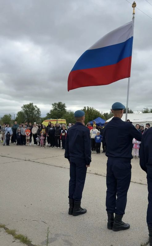 Сегодня на рулежной дороге проходит легкоатлетический забег, посвящённый Дню Воздушного флота России Сегодня на рулежной дороге проходит легкоатлетический забег, посвящённый Дню Воздушного флота России