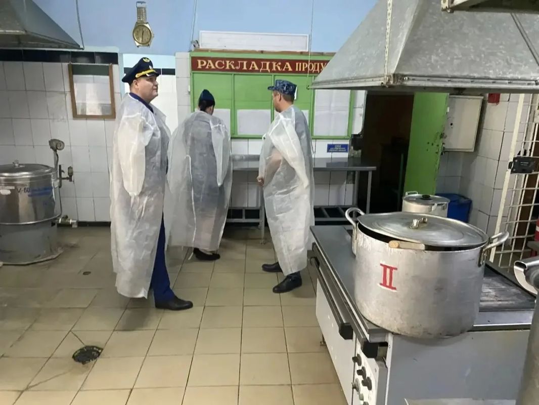 И.о. Инзенского межрайонного прокурора Никита Ушков провел проверку соблюдения уголовно-исполнительного законодательства в ФКУ СИЗО-3 УФСИН России по Ульяновской области И.о. Инзенского межрайонного прокурора Никита Ушков провел проверку соблюдения уголовно-исполнительного законодательства в ФКУ СИЗО-3 УФСИН России по Ульяновской области
