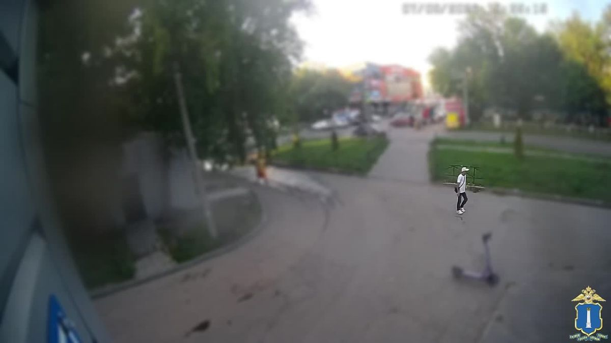 Ульяновские полицейские поймали забравшего у пенсионерки 5 млн рублей курьера