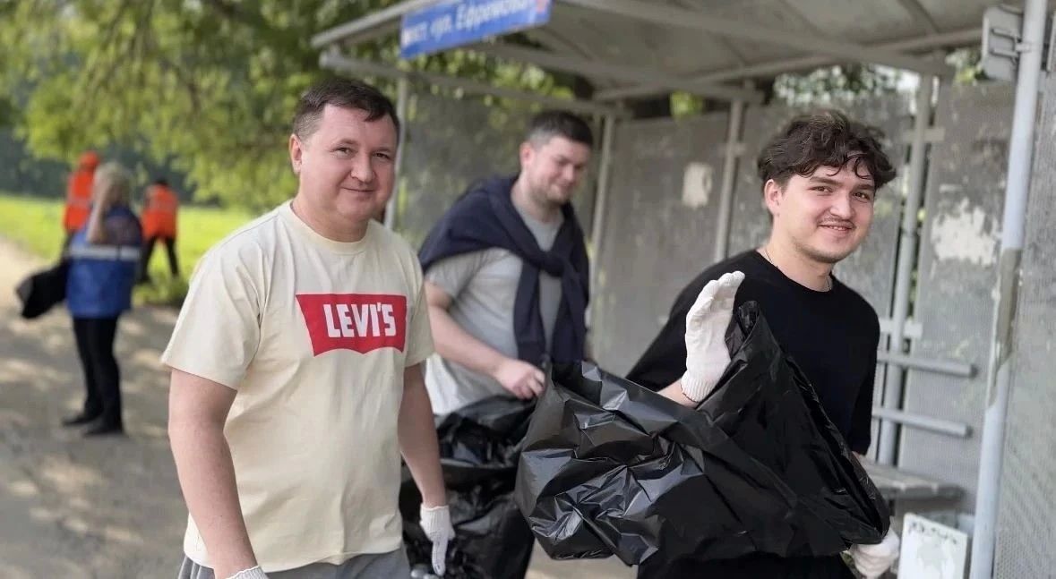 Уважаемые засвияжцы!. На этой неделе глава города Александр Болдакин дал старт масштабным мероприятиям по уборке и благоустройству городских территорий Уважаемые засвияжцы!. На этой неделе глава города Александр Болдакин дал старт масштабным мероприятиям по уборке и благоустройству городских территорий
