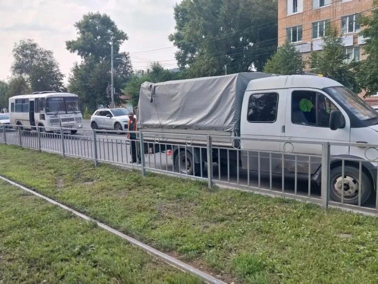 19 августа во всех видах работ на дорогах Ульяновска было задействовано 115 единиц спецтехники 19 августа во всех видах работ на дорогах Ульяновска было задействовано 115 единиц спецтехники