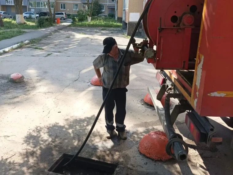 19 августа во всех видах работ на дорогах Ульяновска было задействовано 115 единиц спецтехники 19 августа во всех видах работ на дорогах Ульяновска было задействовано 115 единиц спецтехники