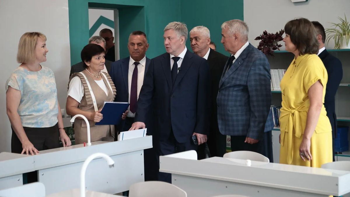 Алексей Русских: Сенгилею — 360!. В День города обсудили проекты развития муниципалитета — благоустройство, ремонт социальных объектов, дорог и коммунальной инфраструктуры Алексей Русских: Сенгилею — 360!. В День города обсудили проекты развития муниципалитета — благоустройство, ремонт социальных объектов, дорог и коммунальной инфраструктуры