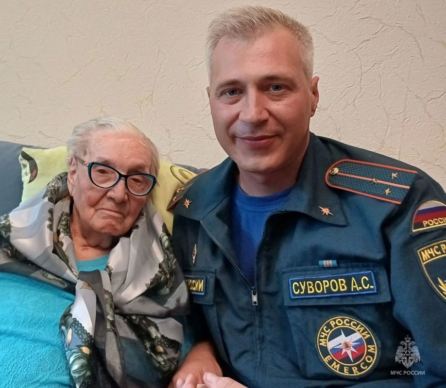 Свет памяти: в гостях у ветерана Курской битвы Клавдии Вьюговской Свет памяти: в гостях у ветерана Курской битвы Клавдии Вьюговской