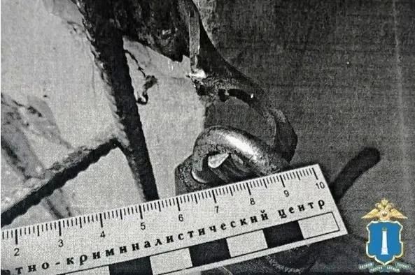 Двое ульяновцев забрались в бомбоубежище ради противогазов Двое ульяновцев забрались в бомбоубежище ради противогазов