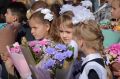 Букет к 1 сентября для россиян в среднем обойдется в 4 800 руб., сообщают в ТАСС со ссылкой на "Мегамаркет"
