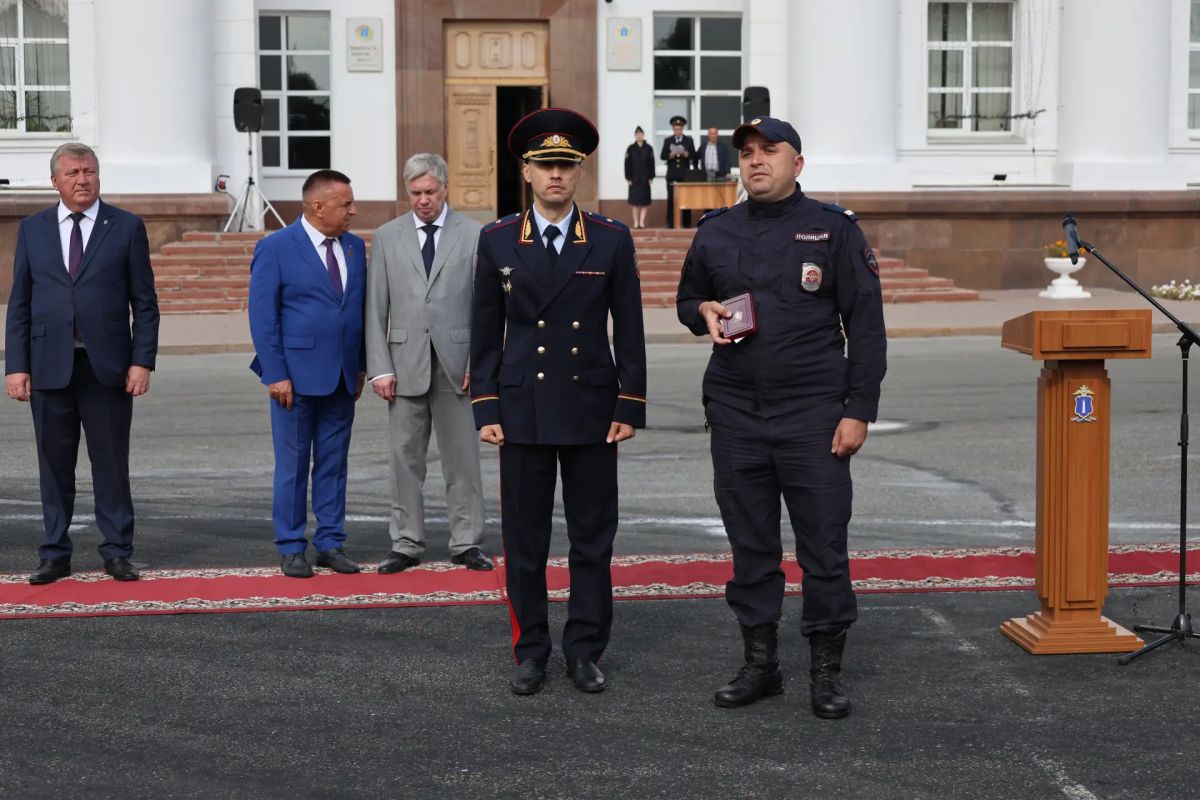 В городе Ульяновске состоялся общегарнизонный развод патрульно-постовых нарядов полиции В городе Ульяновске состоялся общегарнизонный развод патрульно-постовых нарядов полиции