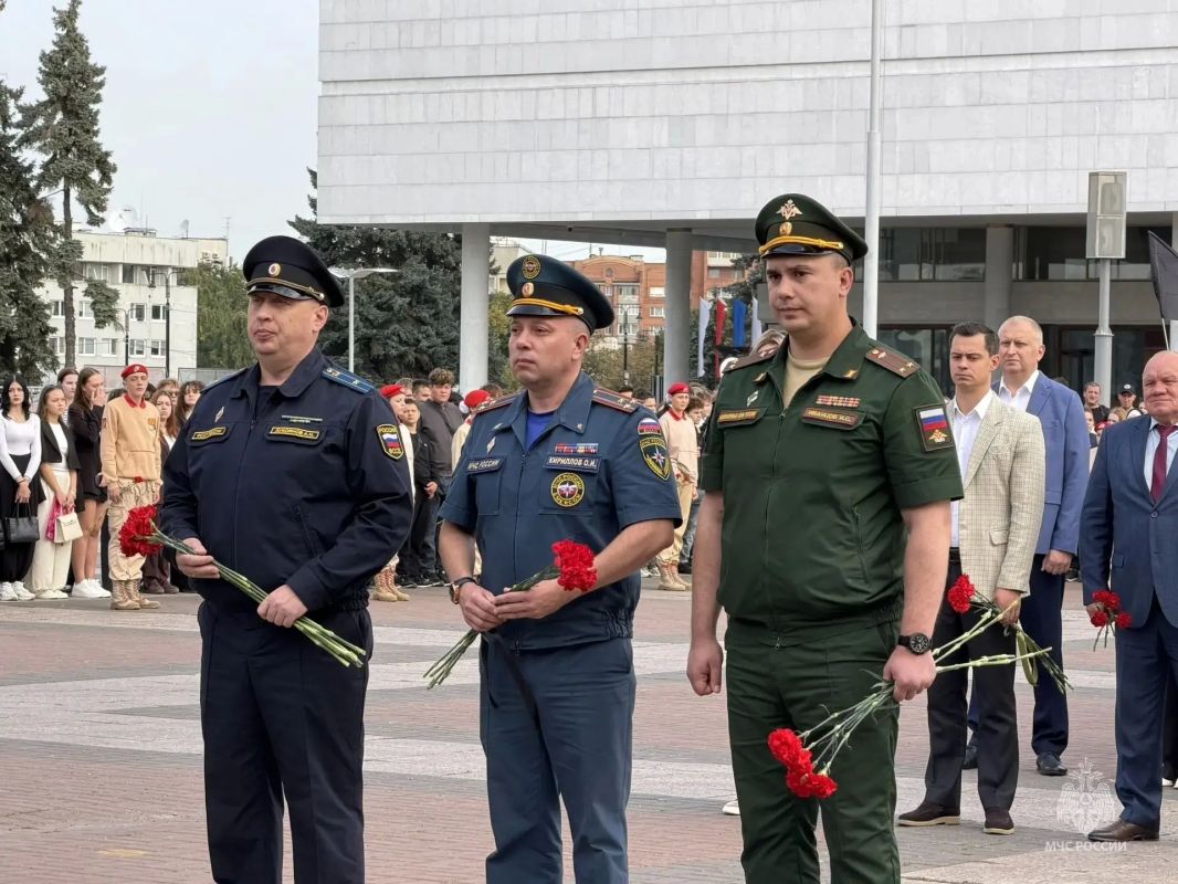 3 сентября - День солидарности в борьбе с терроризмом 3 сентября - День солидарности в борьбе с терроризмом