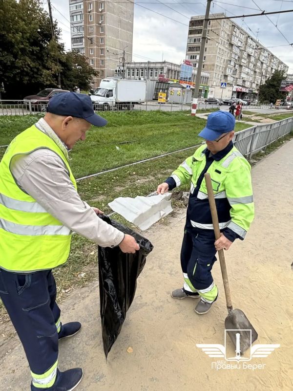 Старт осеннего месячника по благоустройству! По распоряжению Главы города Александра Егоровича Болдакина 4 Сентября в Ульяновске проходит первая общегородская «санитарная пятница» осеннего месячника по благоустройству Старт осеннего месячника по благоустройству! По распоряжению Главы города Александра Егоровича Болдакина 4 Сентября в Ульяновске проходит первая общегородская «санитарная пятница» осеннего месячника по благоустройству