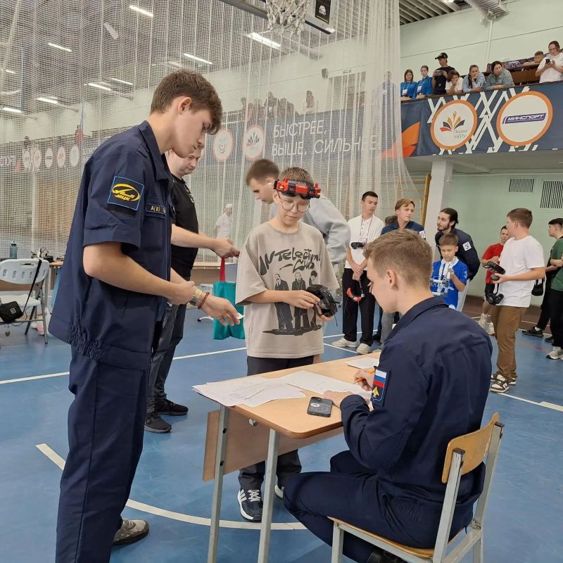 В Ульяновской области проходят практические туры IV Всероссийского чемпионата по беспилотным технологиям «Соколиная охота» В Ульяновской области проходят практические туры IV Всероссийского чемпионата по беспилотным технологиям «Соколиная охота»