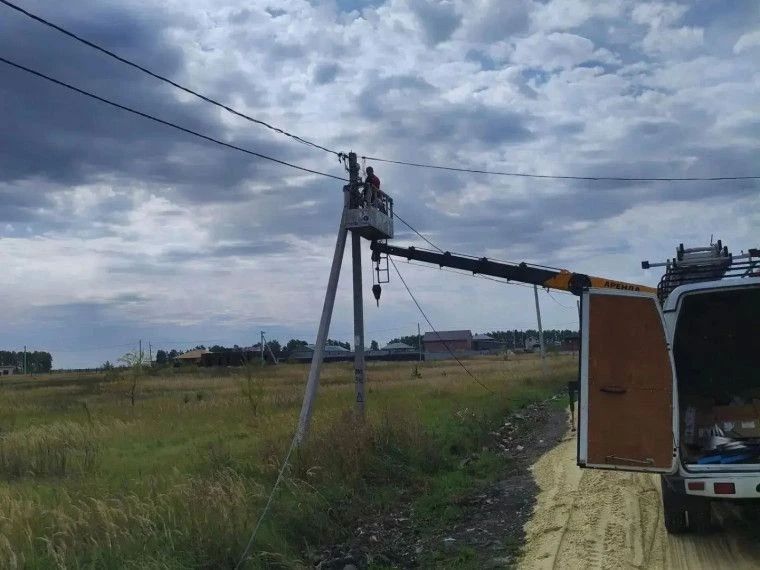 В ульяновских кварталах многодетных семей до конца года проведут около девяти километров сетей освещения В ульяновских кварталах многодетных семей до конца года проведут около девяти километров сетей освещения