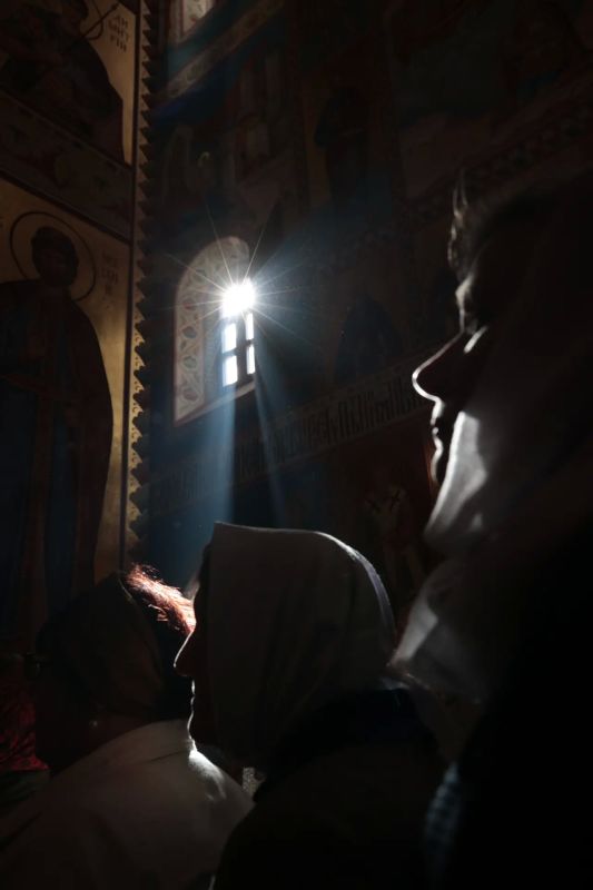 Алексей Русских: Друзья, это новый Александро-Невский храм в Засвияжском районе Ульяновска Алексей Русских: Друзья, это новый Александро-Невский храм в Засвияжском районе Ульяновска