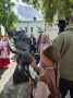 Русский след. Возле «Дома Языковых» в Ульяновске открыли памятную композицию «Пушкин в Симбирске, 1833 год», включающую бронзовую фигуру зайца во фраке и котелке, верстовой столб и медальон со следом сапога поэта